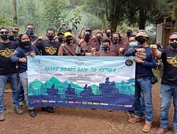 Tempuh 1400 KM, LA 32 Riders Gelar Berbagai Aksi Sosial Unik