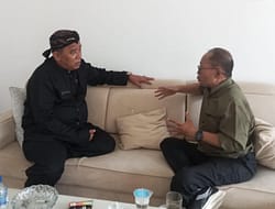 Kades Gobang, H. Abdillah Alwi, Mengabdi Untuk Kemajuan Lingkungan