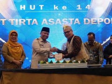 Dirut Asasta Berharap Seluruh Pegawai Lebih Profesional Melayani Publik